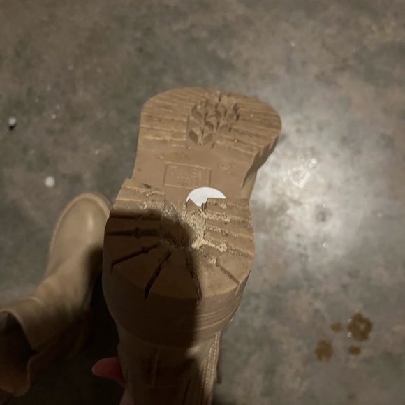 Tried and true tan boots - Picture 3 of 3